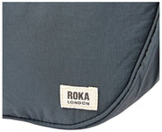 Roka Farringdon Taslon Crossbody taske - Raven Grey
