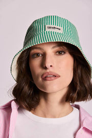 Hindbag Bob Bucket Hat - Grønne striber