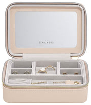 Stackers Luxury Travel smykkeskrin - Blush Raffia