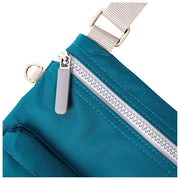 Roka Chelsea B Medium Genbrugt Nylon Crossbody Taske - North Sea Blue
