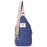 Roka Willesden Large Genbrugt Canvas Crossbody Taske - Navy Polka Dot