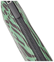 Roka Carnaby XL Genbrugt Canvas Crossbody-taske - Blandet Artiskokgrøn