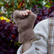 Dents Fingerless Faux Fur Vanter - Chestnut Brown
