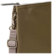 Roka Carnaby XL Genbrugt Canvas Crossbody-taske - Sea Spray Brown