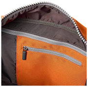 Roka Gatwick Small Genbrugslærred Duffeltaske - Atomic Orange