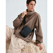 Gaston Luga Dash Verti Crossbody Taske - Sort
