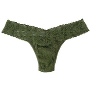 Hanky Panky Signature Lace 5-pack lavtalje-thongs - Marshmallow/Bliss/Boysenberry/Navy/Macchiato