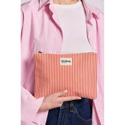 Bagtaske Ema Medium Zipped Pouch - Røde striber