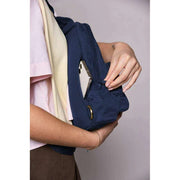 Hindbag Felix Sling Bag - Marineblå