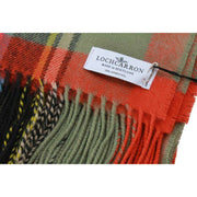 Locharron of Scotland grænser op til Bruce of Kinnaird antikke lammeuldstæppe - pink/grøn/orange