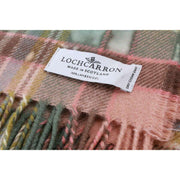 Locharron of Scotland Borders Dundee lammeuldstæppe - rosa pink/grøn