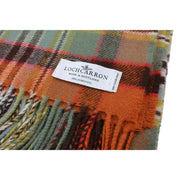 Locharron of Scotland Borders Dundee Old Weather Lammeuldstæppe - Orange/Grøn