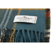 Locharron of Scotland grænser til Macbeth Weathered Lamswool tæppe - blå/brun