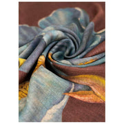 Powder Iris Wool Wrap tørklæde - Blå