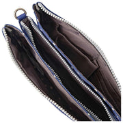 Roka Carnaby XL genanvendt lærreds crossbody taske - Navy Polka Dot