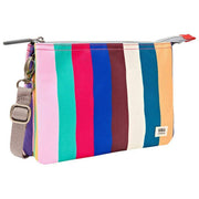 Roka Carnaby XL genanvendt lærreds crossbody taske - bred stribet multi-farve