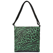 Roka Kennington B Medium genbrugt lærreds crossbody taske - Artiskokgrøn