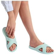 Totes SOLBOUNCE Bounce Cross Strap Sliders - Mintgrøn