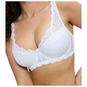 Triumph Amourette Wired Polstret Blonde BH - Hvid